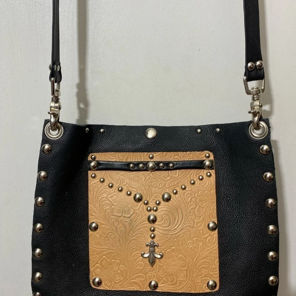 Huaracha Studios purse leather crossbody slim outer pocket studded
